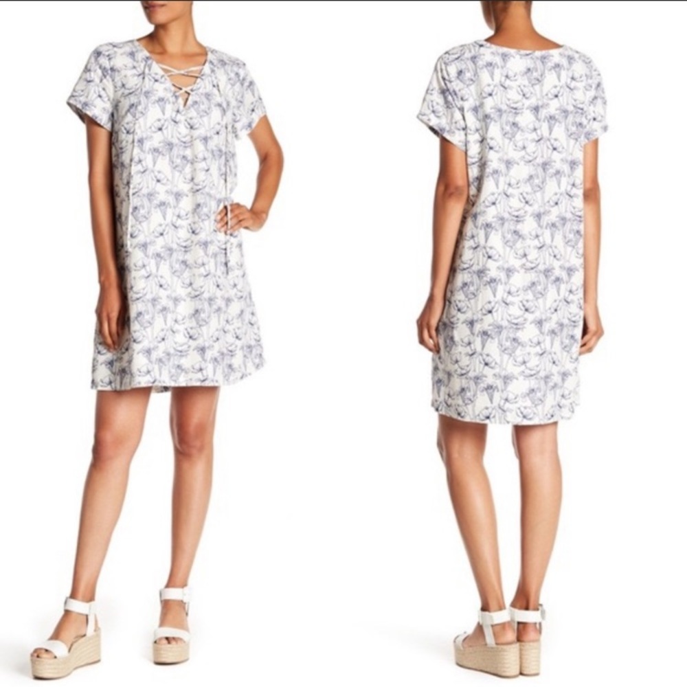 White Johnny was Love dress